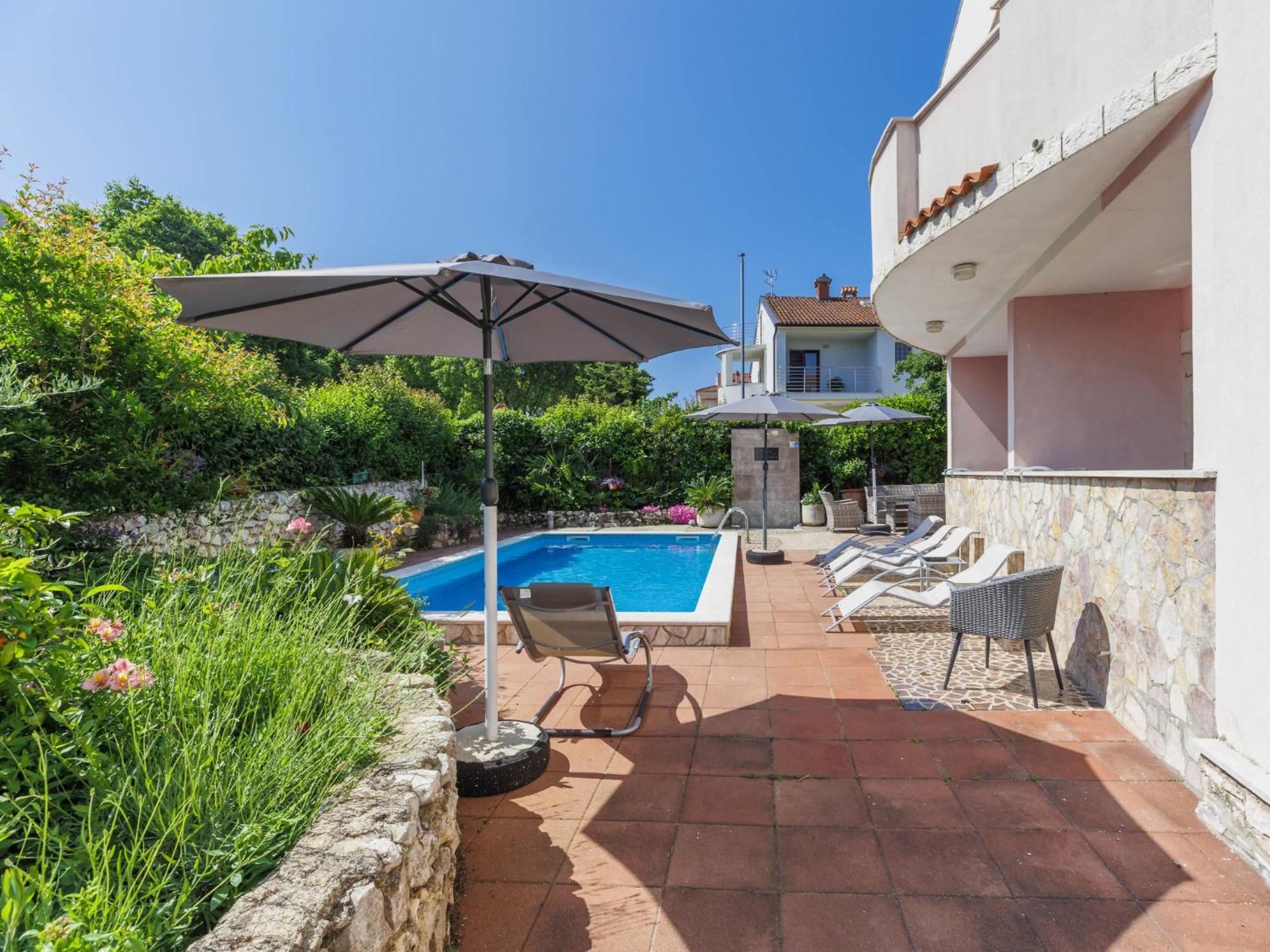 Apartment Romantika-1 By Interhome Rovinj Exterior photo